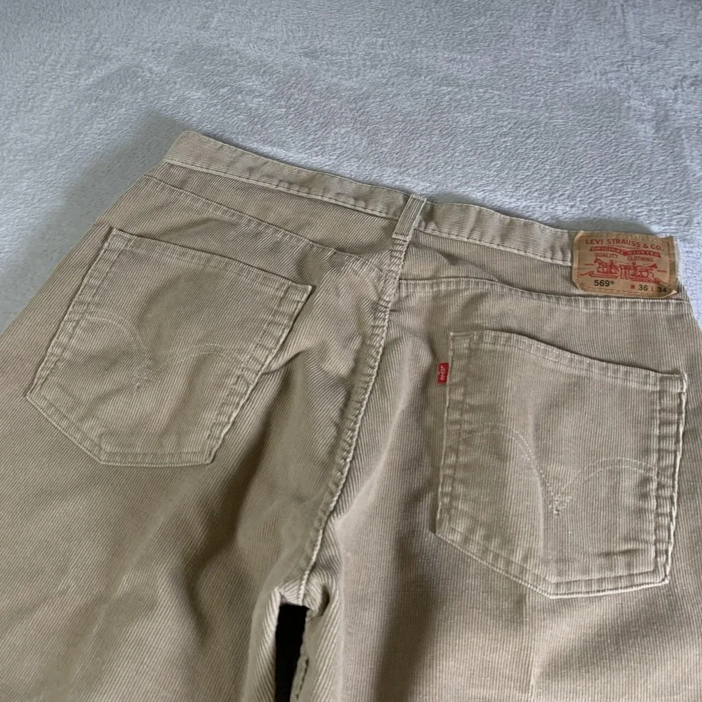 Vintage Levis 569 Jeans Mens 36x34 Beige Loose Straight Corduroy‎ Pants Cords